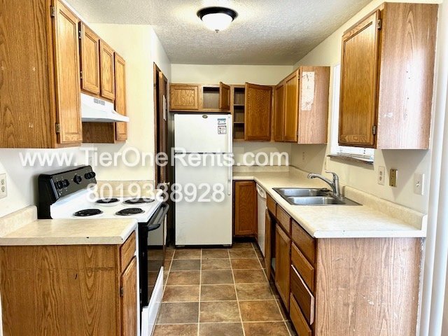 Foto del edificio - This property offers a NO DEPOSIT option a...