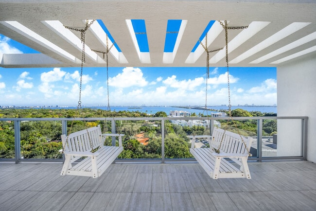 Foto del edificio - 3900 Biscayne Blvd