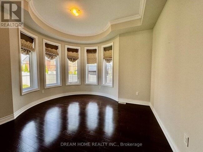 Building Photo - 28 Larkin Ave