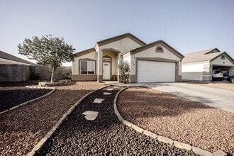 Building Photo - 635 W Keisha Ln