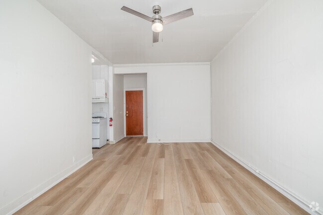 Estudio - 300 pies cuadrados - Sala de estar - 919 S. Manhattan Pl