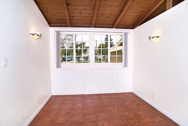 Foto del edificio - Unique 3 Br 2 Ba House in a Quiet Neighbor...