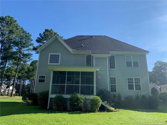 Building Photo - 30 Rolling Pines Dr