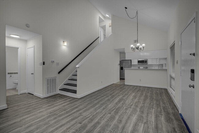 Foto del edificio - 13975 Hollowgreen Dr