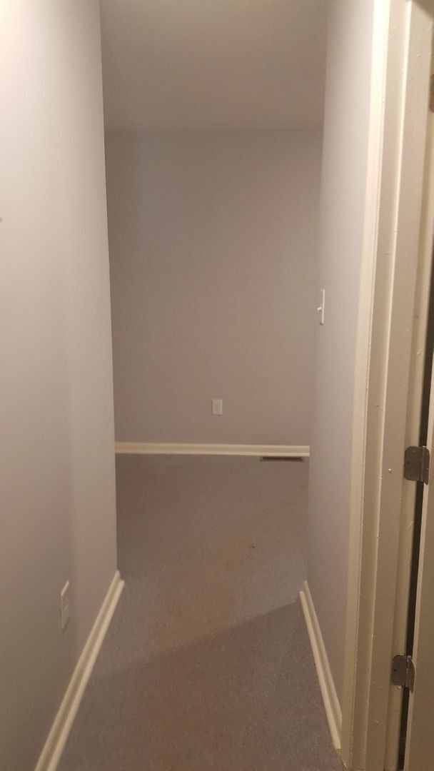 Building Photo - Secluded property near downtown Spartanburg!