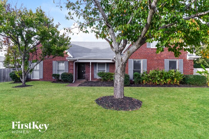 Foto principal - 8250 Misty Fields Cove