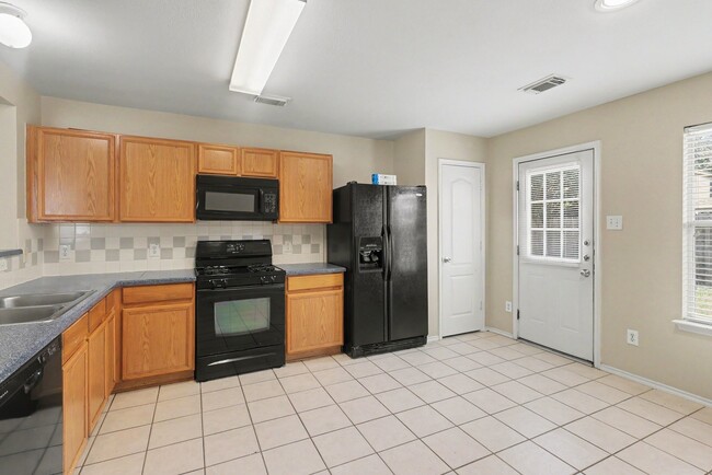 Foto del edificio - 11419 Flying Geese Ln