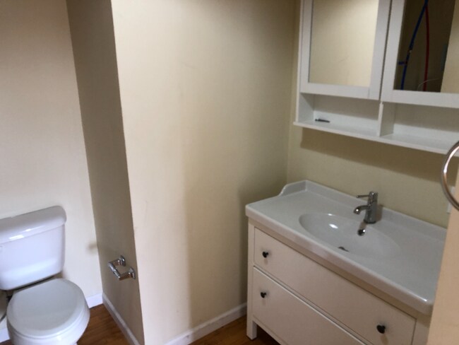 Foto del edificio - 1417 Kemper St