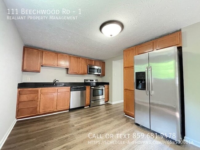 Foto del edificio - 111 Beechwood Unit #1