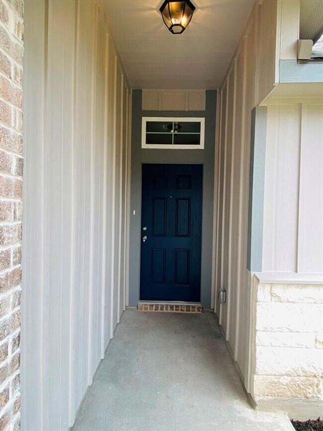 Building Photo - Fabulous, newer one story home nestled in ...