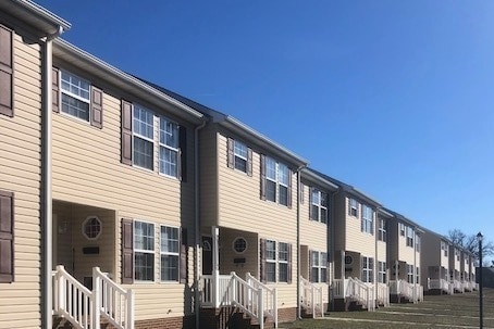 front townhouse - 751 West Rd