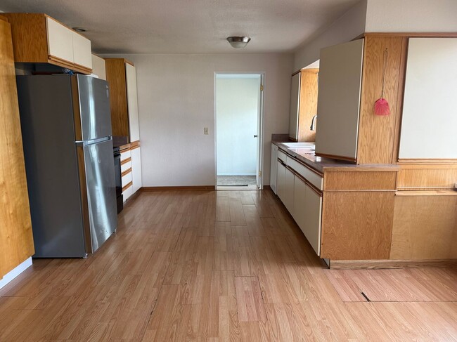 Foto del edificio - Now renting 3 bedroom duplex