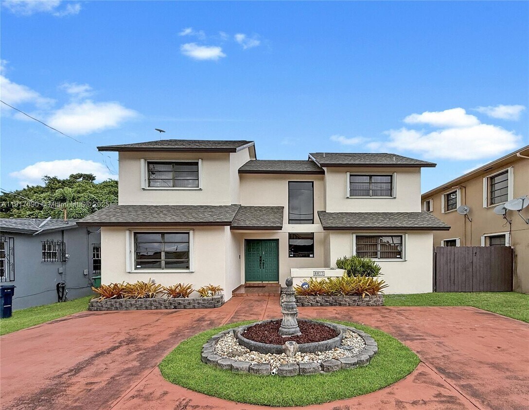 Foto principal - 8877 SW 36th St