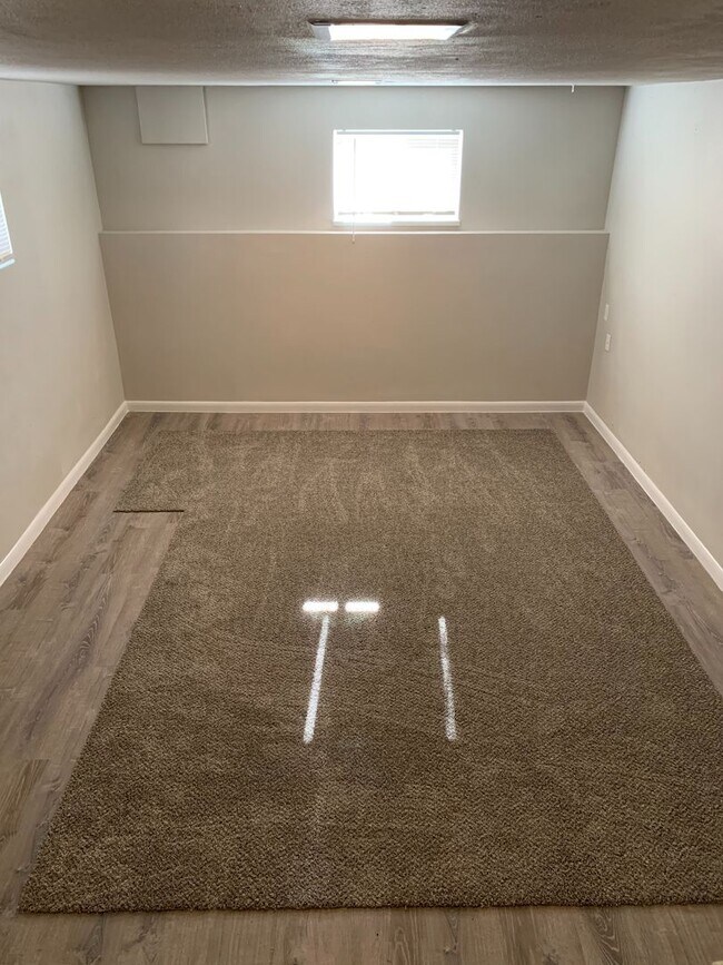 Foto del edificio - Updated 3-Bed, 1.5-Bath Duplex in Central Fort Collins!