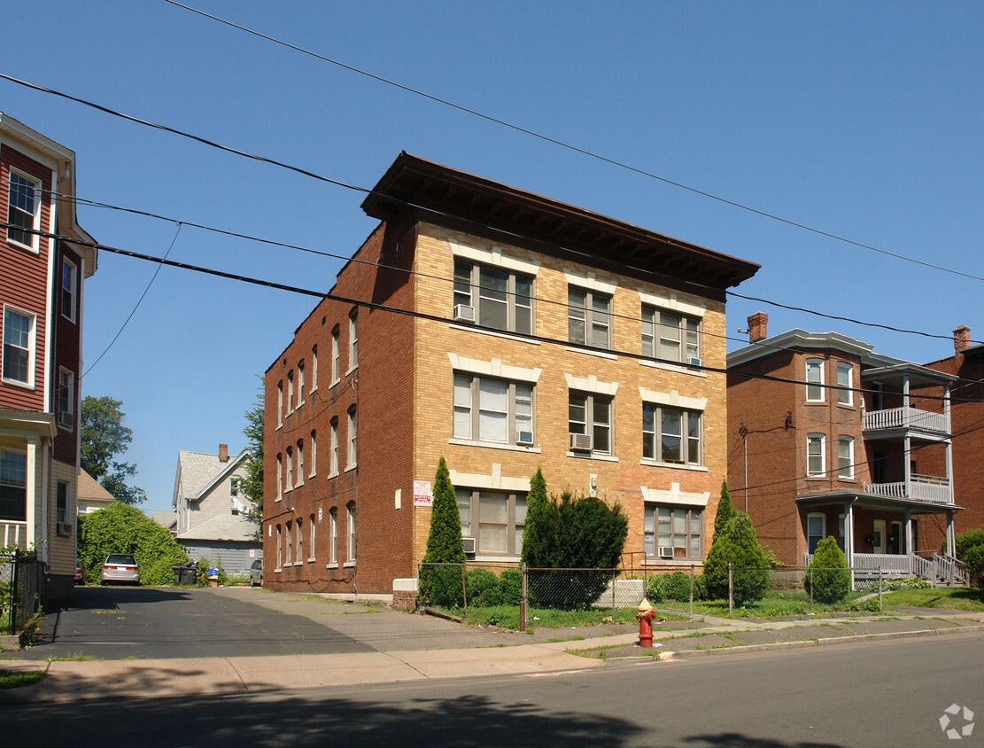 Building Photo - 63-65 Orange St