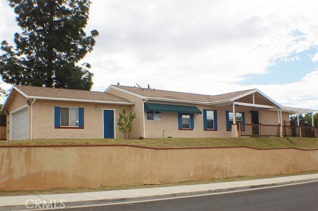 Building Photo - 1311 W Heald Ave