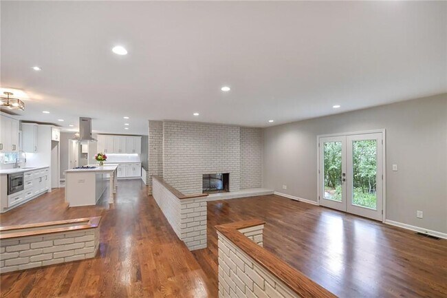 Foto del edificio - 4176 Triple Creek Ct NE