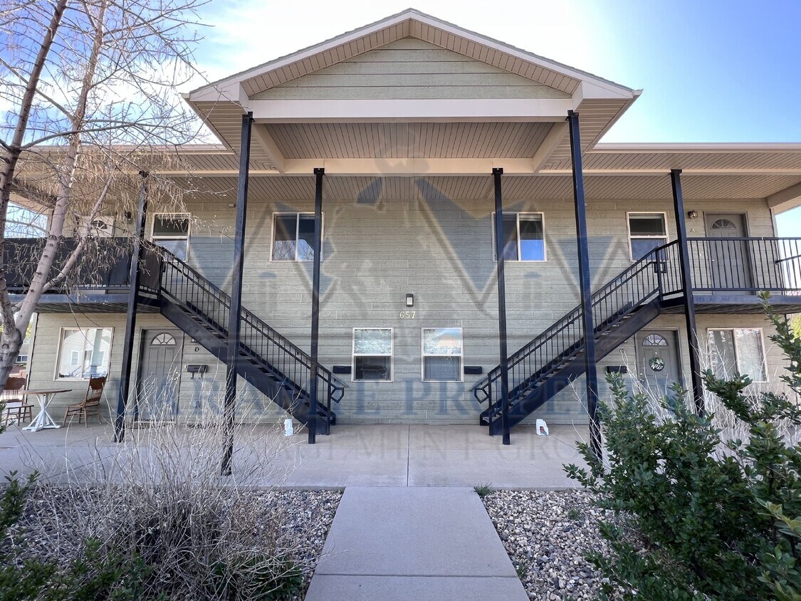 Primary Photo - Modern 2 Bedroom apartment