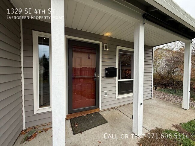 Foto del edificio - 1329 SE 4th St