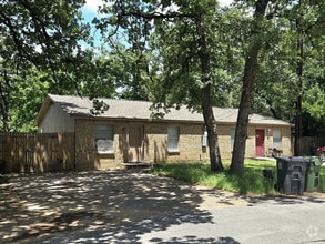 Building Photo - 518 Jordan Ln