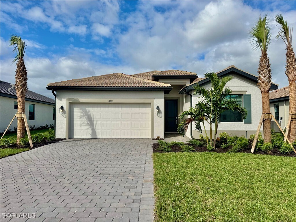 Foto principal - 19362 Hinkley Dr