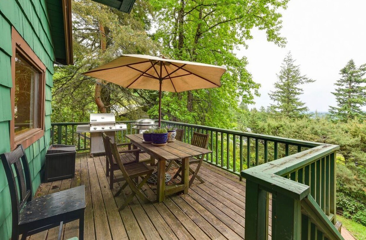 Primary Photo - Charming 1920’s Converted Ranger Station H...