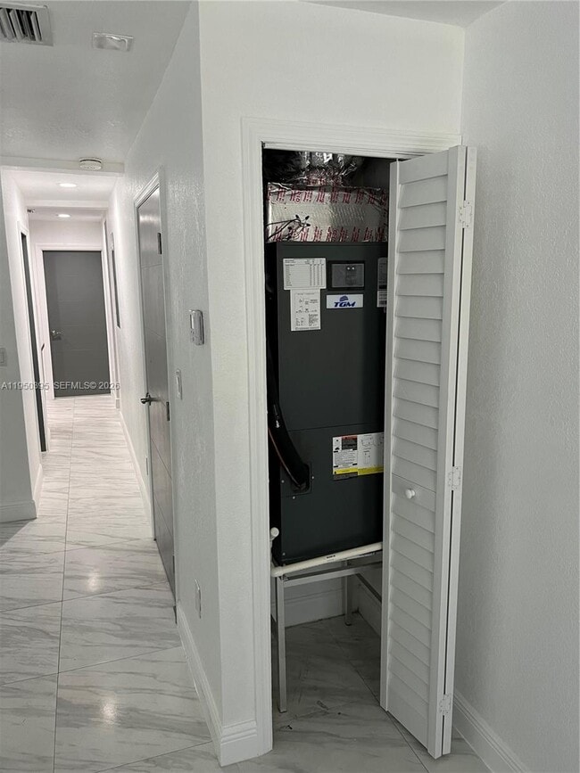 Foto del edificio - 1490 NW 38th St