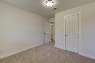 Building Photo - 4218 Friar Point Rd