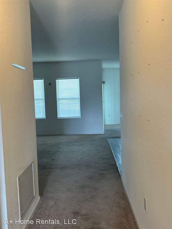 Building Photo - 896 Orchid Grove Blvd