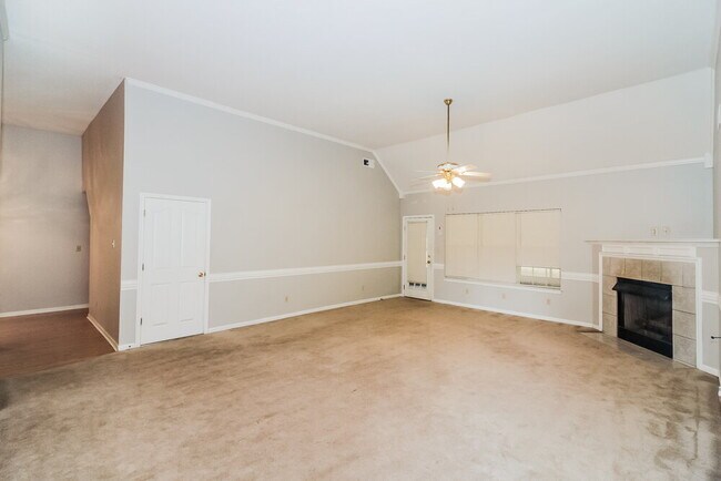 Foto del edificio - 2382 Bethany Dr