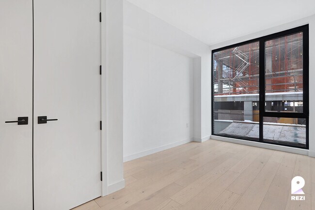 Foto del edificio - 148-37 88th Ave