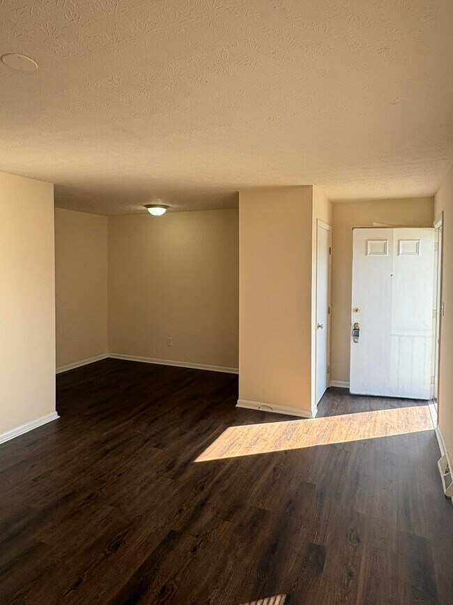 Foto del edificio - 1617 McIntosh St