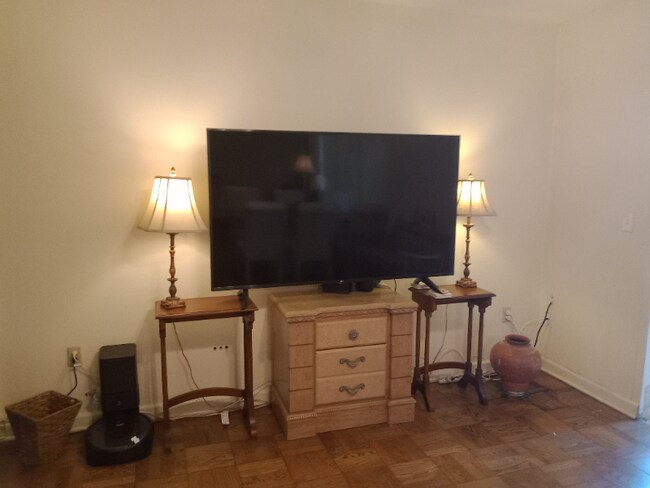 Foto del edificio - 519 S Lakemont Ave