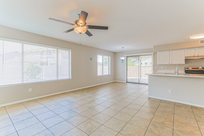 Building Photo - 35350 N Bandolier Dr