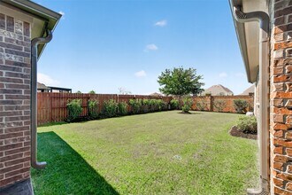 Building Photo - 12322 Sabine Point Dr