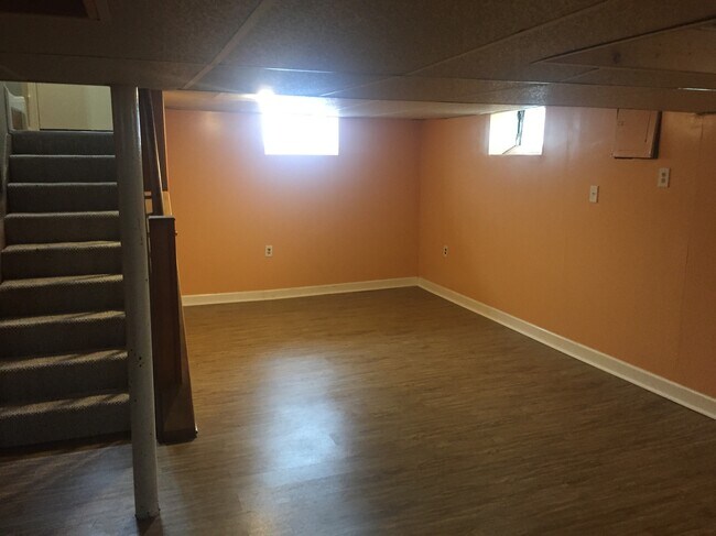 Building Photo - 21103 Country Club Drive