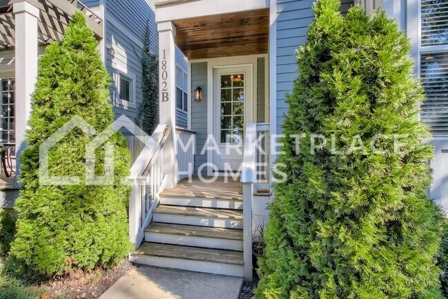 Building Photo - 1802B Porter Rd