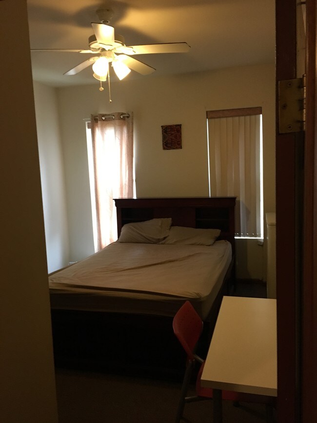Foto del edificio - 215 Bay Ridge Ave
