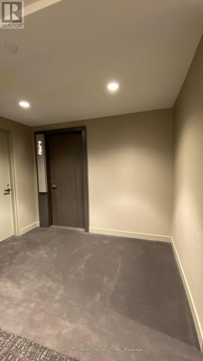 Building Photo - 12 Bonnycastle St