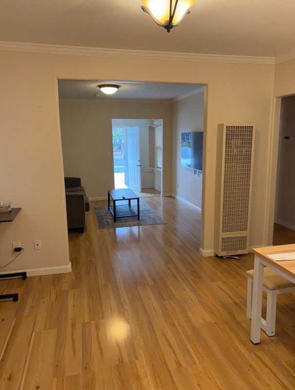 Building Photo - 558 A St