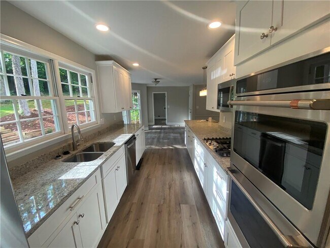 Foto del edificio - 1260 Sagewood Dr