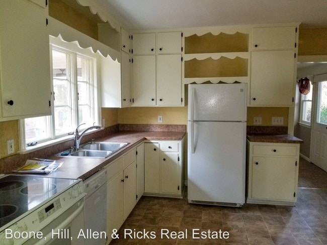 Building Photo - 3 br, 1 bath House - 322 Forest Hill Avenue