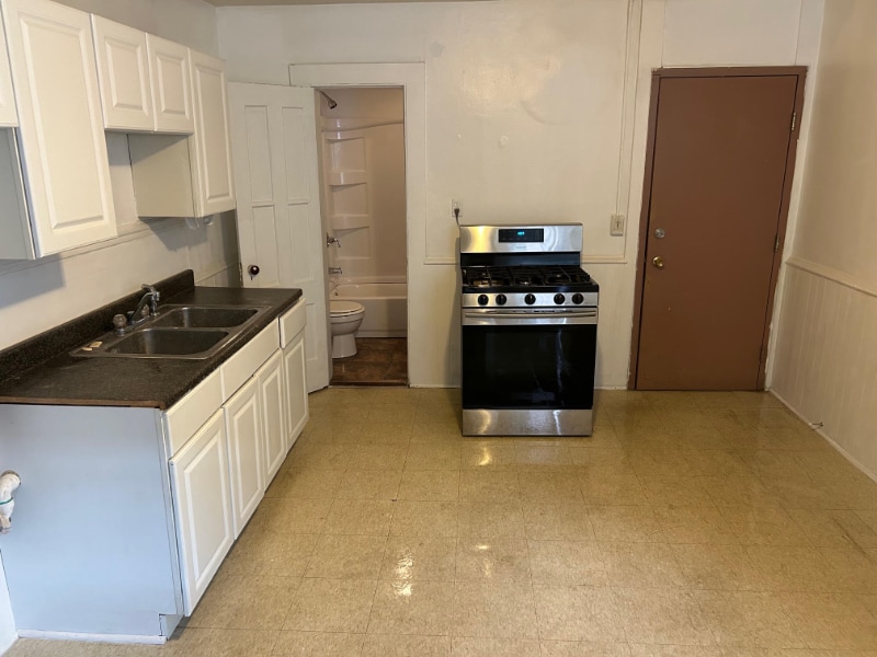 Foto principal - 102 Grove St