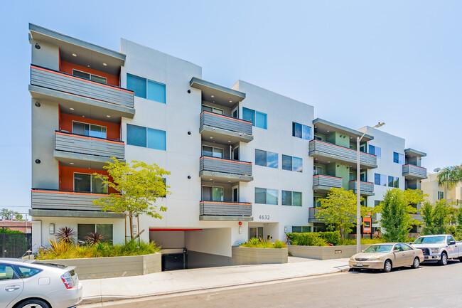 Building Photo - 4632 Vista Del Monte Ave