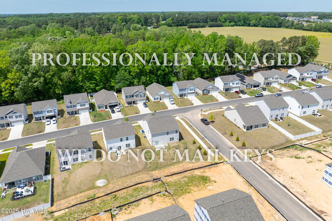 Foto del edificio - 1107 Saddlebrook Dr