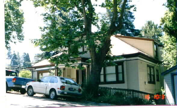 Building Photo - 1169 Euclid