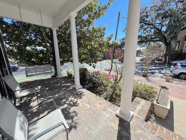 Foto del edificio - 226 E Gwinnett St