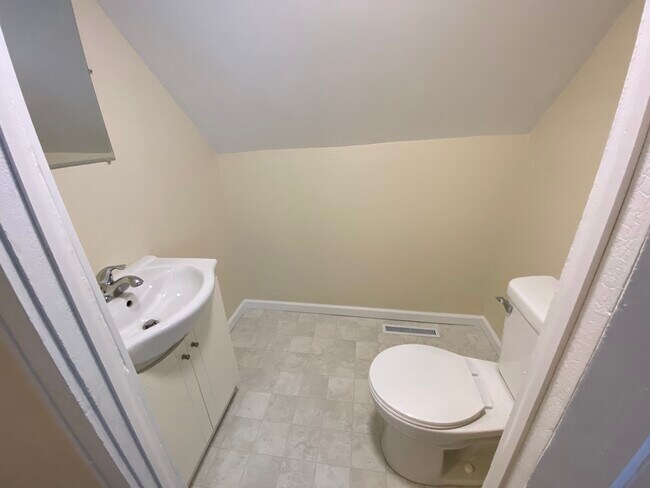 Medio baño - 358 Kingwood St