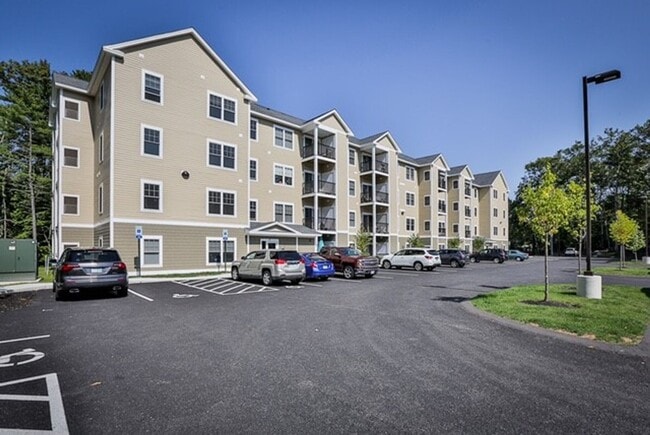 Interior Photo - Residences at Colcord Pond