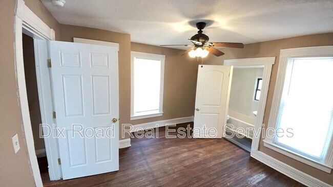 Foto del edificio - 1007 Elwood St